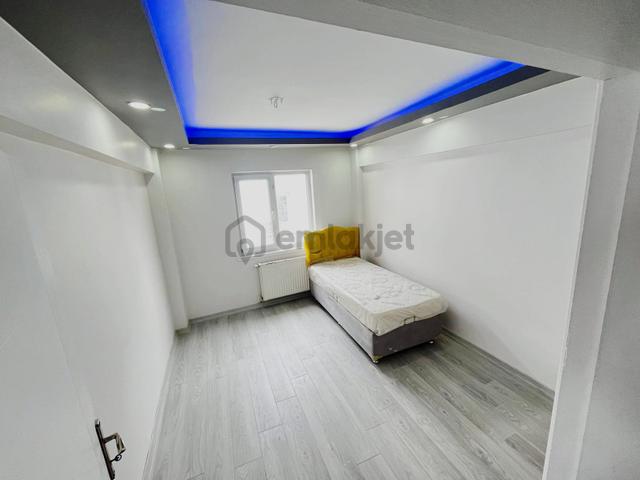 Mç Emlak'tan Mareşal Çakmak Mah'sınde 3+1 Satılık Daire 4