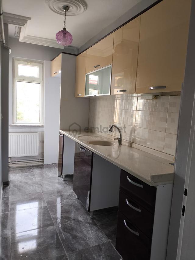 Gultepe Üniversite Evlerinde 2+1 Yenilenmiş Kiralık Daire Gultepe Üniversite Evlerinde 2+1 Yenilenmiş Kiralık Daire