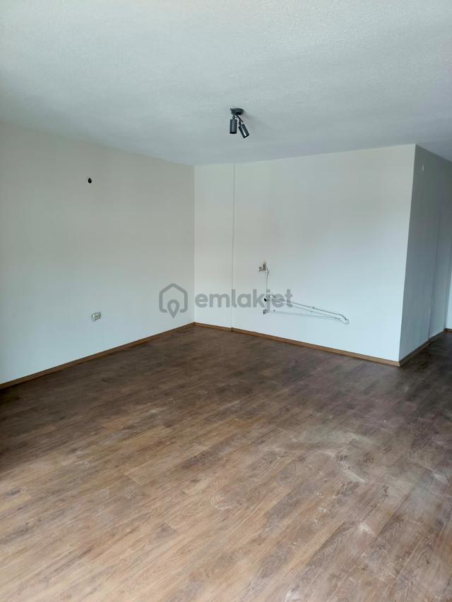 Sahibinden İzmit Fethiye Caddesinde Kiralık Ofis 5