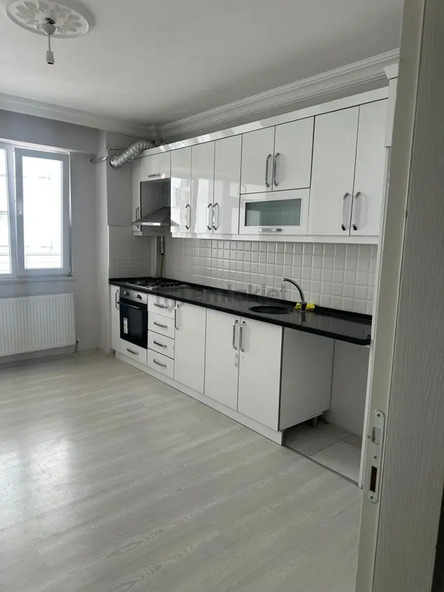 Adalet Gold Group Emlak'tan Bengiler Mahallesinde Kiralık Daire 3+1 135 M2 İçi Full Yapılı 5