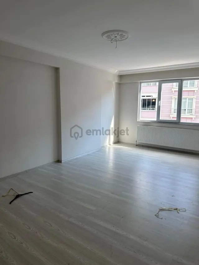 Adalet Gold Group Emlak'tan Bengiler Mahallesinde Kiralık Daire 3+1 Merkezin Göbeginde Uygun Fiyata 2