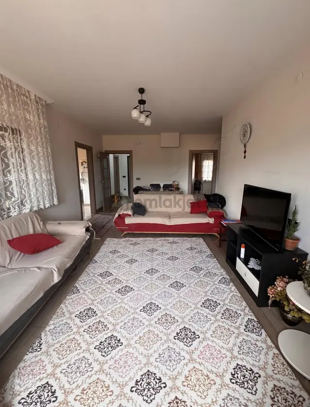 Hankendi'nde 950m² Satılık Bahçeli Ev - Fırsat Fiyatıyla! 2