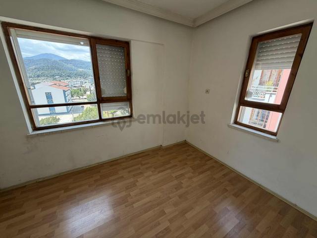 Eksper'den Kumluca Belediye Spor Stad Manzaralı 3+1 Daire 4