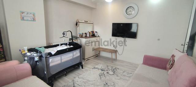 İlbadı Mahallesinde 2+1/80 M2 Doğalgazlı Klimalı Balkon Açık Mutfak Daire 2.550.000 Tl 3