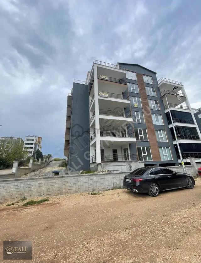 Tali Gym'den Göl Manzaralı Havuzlu 3+1 Ara Kat 3