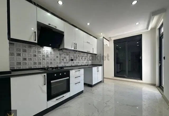 Beylikdüzü Yakuplu Mh.hasırcılar Arkası Kullanışlı 3+1 Dairemiz 5