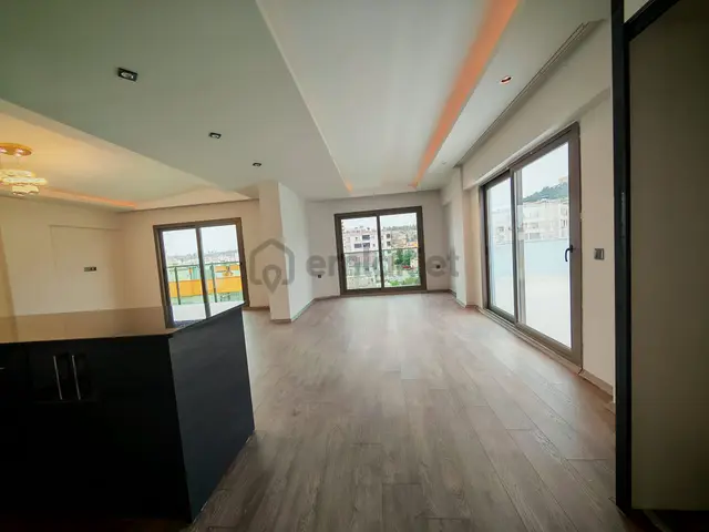 Silifke Merkezde Satılık 4+1 Dubleks Daire, Nehir Manzaralı 3