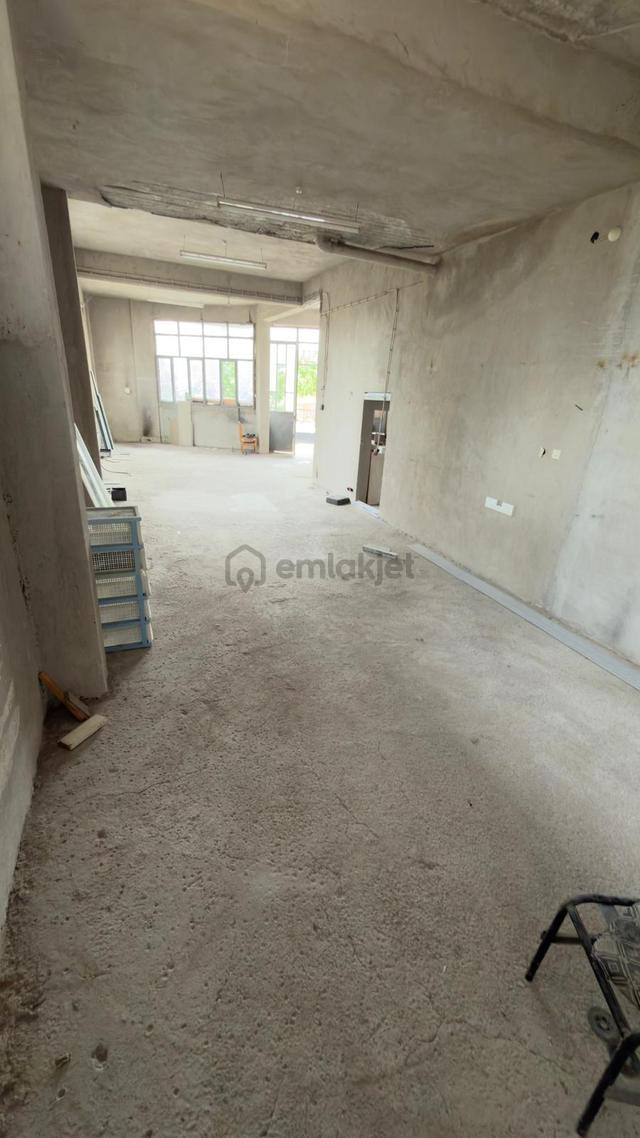 Bergama İslamsaray Mahallesinde Kiralık Dükkan 5