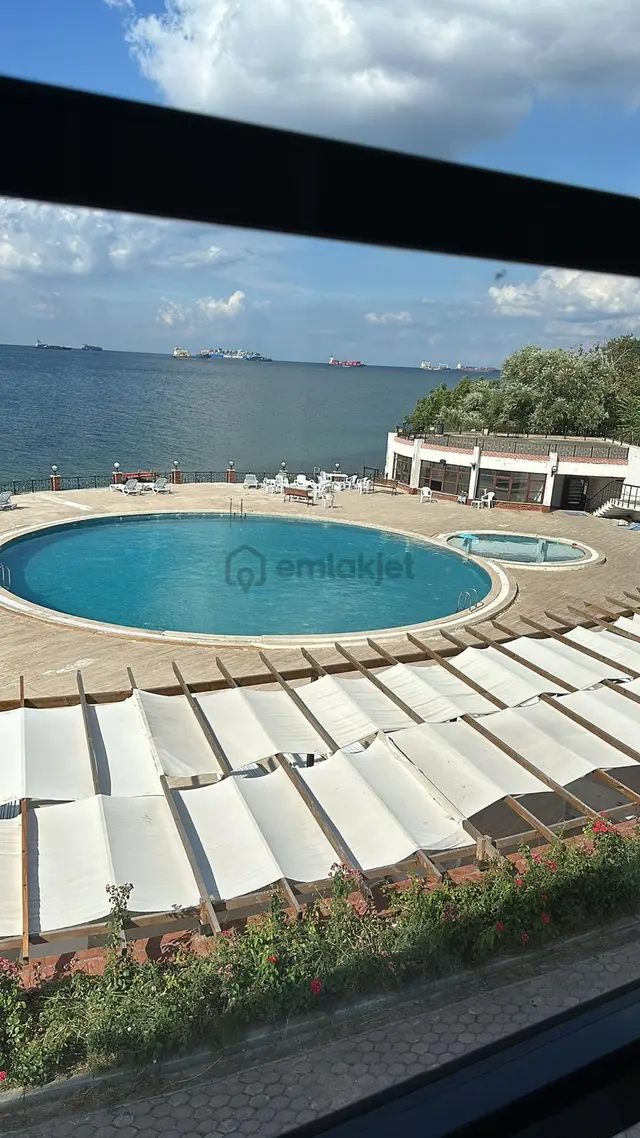 Remax Ten Beylikdüzü Ayçiçeği Sitesi Denize Sıfır Lüks 5+2 Villa 4
