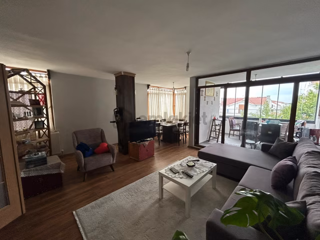 Turyap Koza'dan Bayramoğlu Ada İçinde Kiralık Eşyalı 3+1 Daire 1