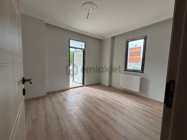 Deha Emlak`tan Satılık 1+1 Daire Akçaabat Yaylacık Mah 5