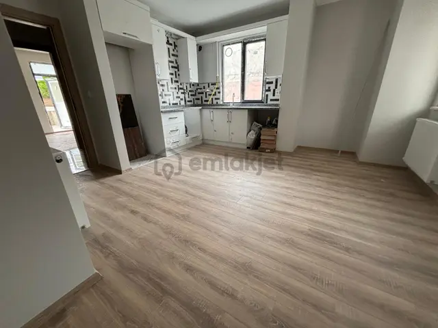 Deha Emlak`tan Satılık 1+1 Daire Akçaabat Yaylacık Mah 2