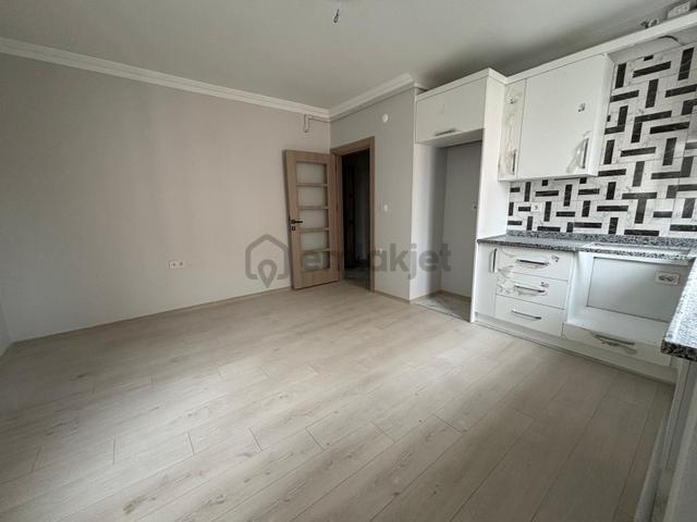 Deha Emlak`tan Satılık 2+1 Zemin Kat Daire Akçaabat Yaylacık Mah 4
