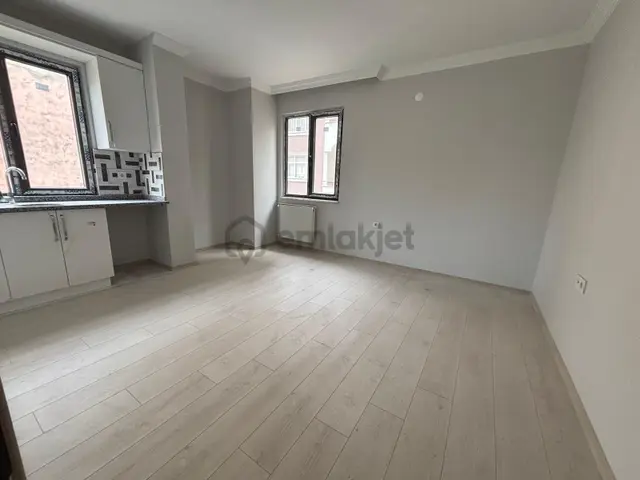 Deha Emlak`tan Satılık 2+1 Zemin Kat Daire Akçaabat Yaylacık Mah 2