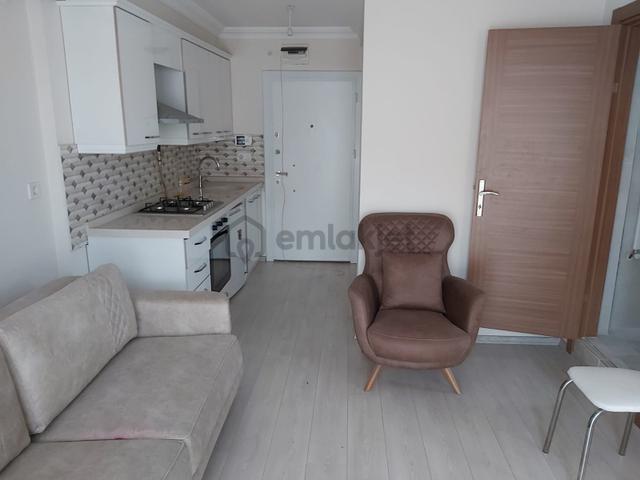 Balıkesir Altıeylül Kasaplar Mah.de Demirdağ Emlak Tan Satılık 1+1 Kombili Ara Kat Daire 4