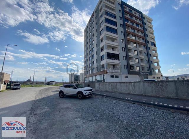 2.5+1 Geniş Balkonlu Donat Kiralık Köşe Daire 2.5+1 Geniş Balkonlu Donat Kiralık Köşe Daire