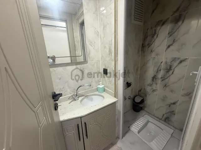 Metyapı Gayrimenkul'den Sacır Mah. Geniş Bakımlı Satılık 2+1 2