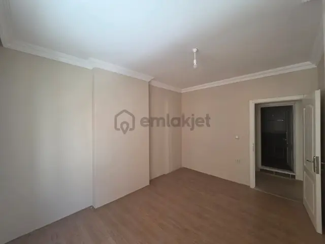 Merkezi Konumda 2+1 Açık Mutfak Daire Ön Cephe 3