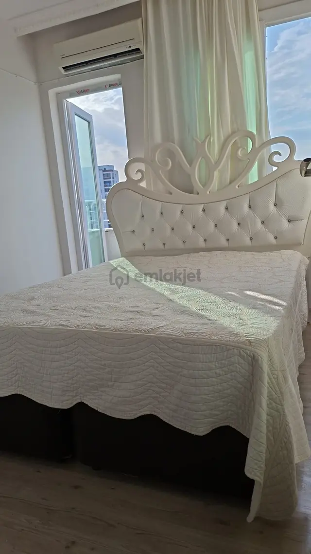 Çarkıparede Sağlık Ocağına ,ilim Yolu Bulvarına Yakın 1+1,5 Geniş Sahibinden Kiralık Geniş Daire 1