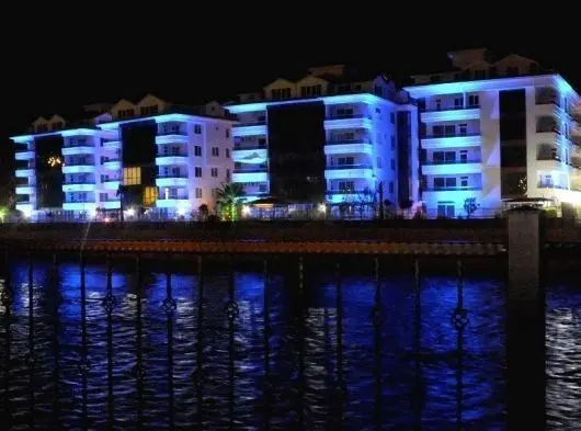 Alanya Kestel’de Denize 200 M Nehir Manzaralı Eşyalı 2+1 Satılık Daire 1
