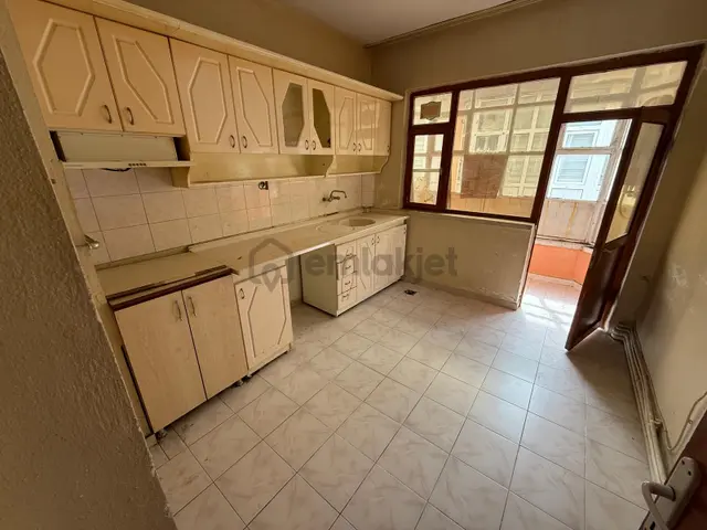 Köseoğlu Mahallesinde 3+1 Kiralık Daire --- Burcu Emlaktan 2