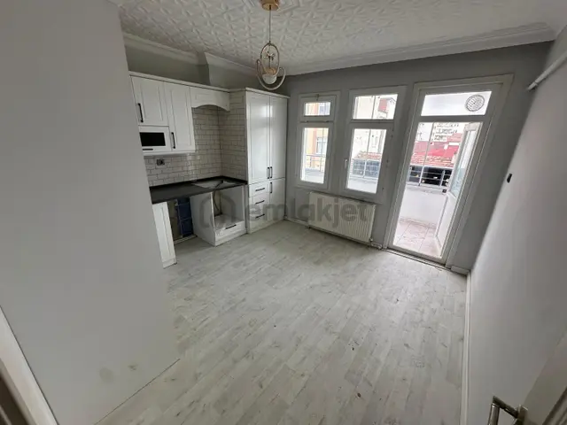 Vepaş'tan Gazi (havza) Caddesi Kiralık 2+1 Geniş Daire 120 M² 3