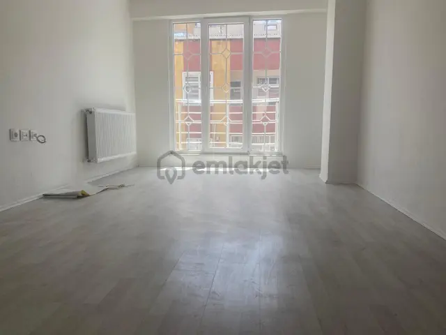 İkitelli Atatürk Mahallesinde Satılık 160m² Çatı Dubleksi... 2