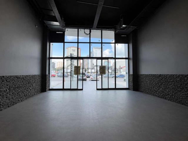 Merkezi Konumda 230m2 Modern Yapılı,her İşe Uygun Kiralık Dükkan 4