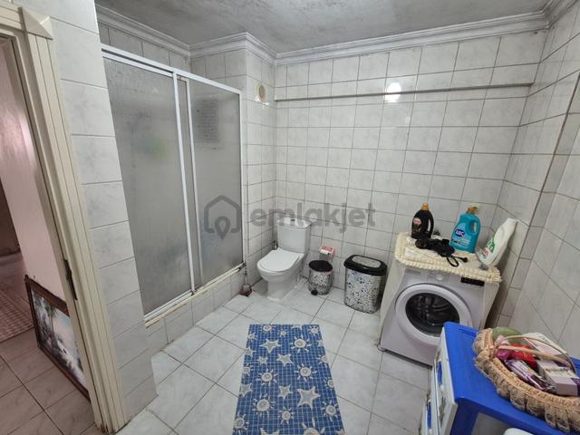 Remax Hedef'ten Avcılar Merkezde Metrobüse Yakın Yatırımlık 2+1 4