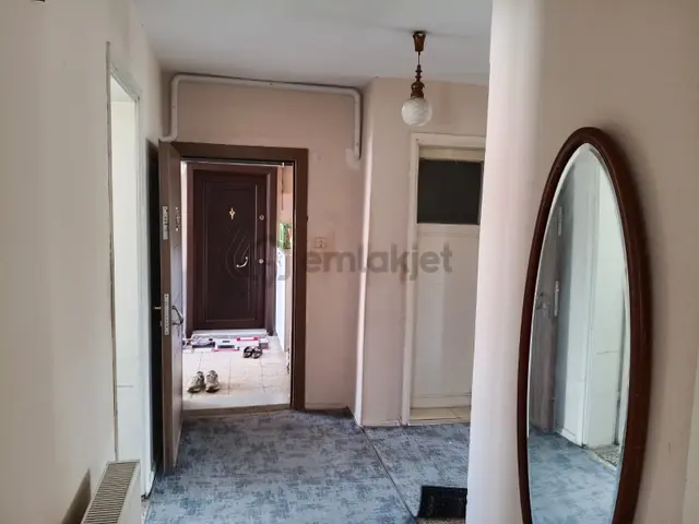 Atatürk Mahallesinde Cadde Üzeri 2+1 Daire 5