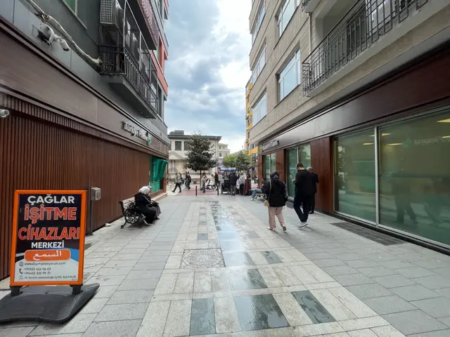 Meydan'da Kiralık Prestijli Ofis Fırsatı - Maraş Cad. Cepheli 4