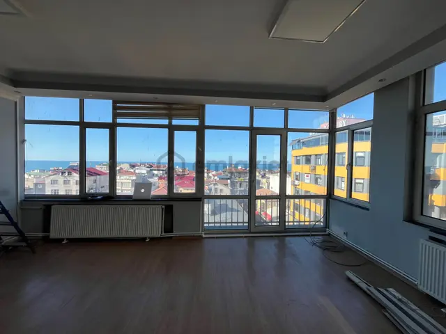 Meydan'da Kiralık Prestijli Ofis Fırsatı - Maraş Cad. Cepheli 5