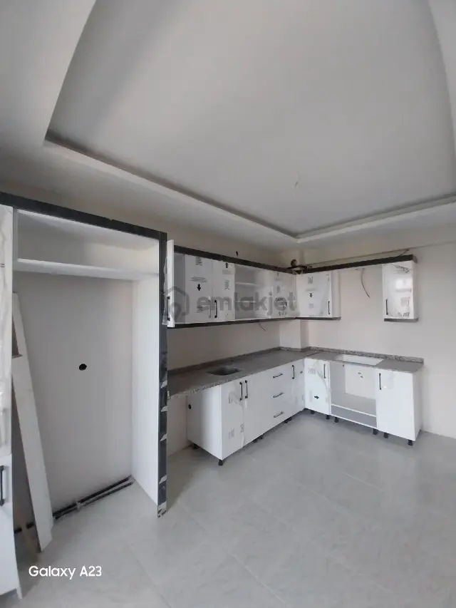 Karaaslandamükemmel Konumda Satlık 3+1 Sıfır Daire 3