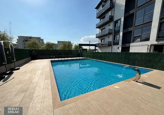 Site İçerisinde Havuzlu | 2+1 Daire 2