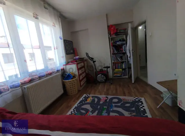 Gazi Devlet Hastanesi Yanı, Sınırsız Kredili, Geniş Ve Ferah 3+1 3