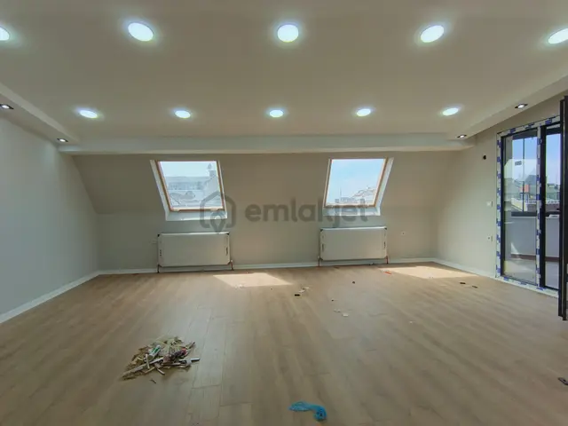 Çekmeköy Merkez Mah Satılık Ultra Lüks 5+2 270m2 Dubleks Daire 2
