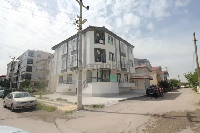 Aksaray K.bölcekte Kadın Aktivite İlersi Satılık Sıfır 1+1 Daire 1