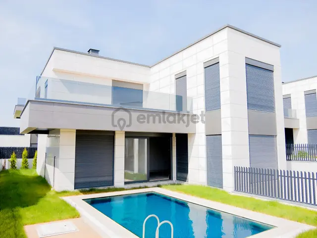 Kristal İz Gümüştepe'de Kurumsal İşletmelere Kiralık Villa Kristal İz Gümüştepe'de Kurumsal İşletmelere Kiralık Villa 1