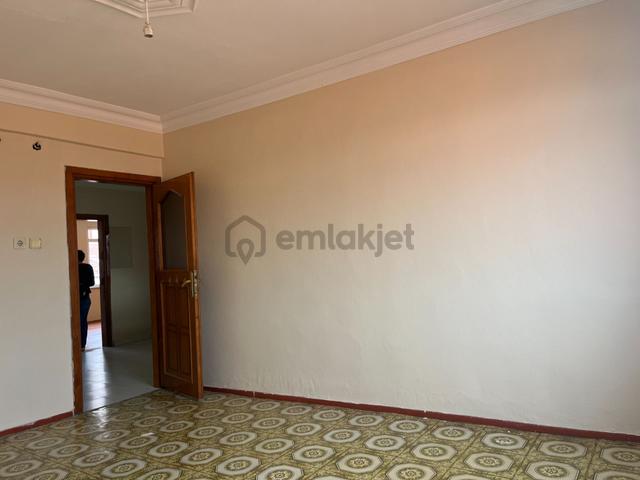 Bağcılar Yıldıztepe Mah.3+1 Kredili Daire 5