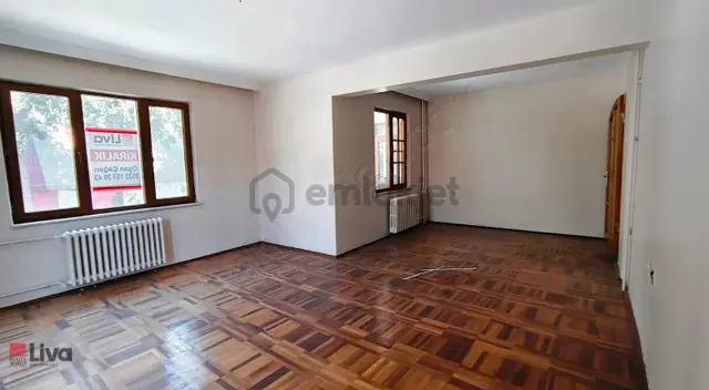Liva Dan Bahçelievlerh De Yavuzunu Tam Karşısında Kiralık Daire. 2