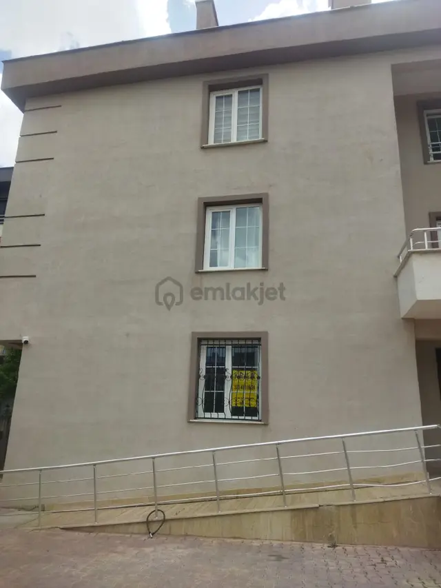 Selahattin Eyyubi Mah. Bey Hekim Yolunda 2+1 Kiralık Daire 3