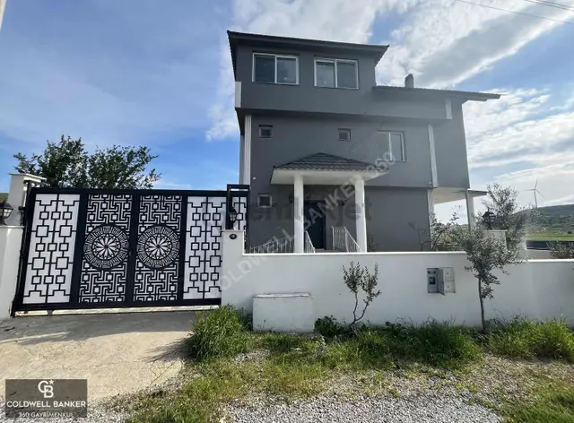 Seferihisar Düzce'de 451m² Arsa İçinde 5+1 Triplex Villa 4