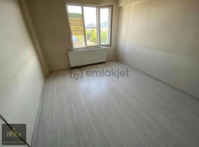 Manisa Akhisar Efemden 3+1 Gölmarmara Yolu Üzeri Kiralık Daire 1