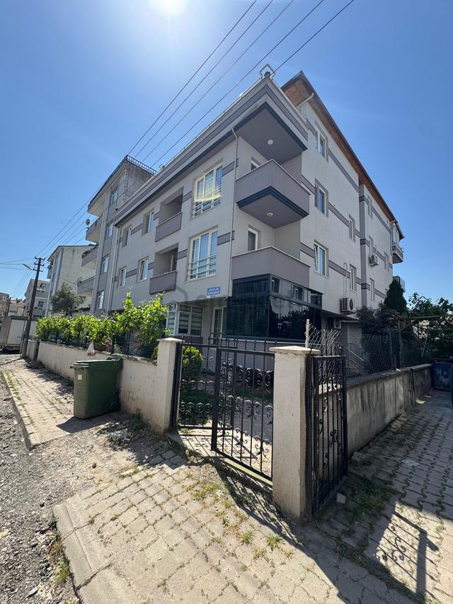 Emek Emlak'tan Mimar Sinan Mah.de Kiralık Arakat 3+1 Yeni Daire Emek Emlak'tan Mimar Sinan Mah.de Kiralık Arakat 3+1 Yeni Daire