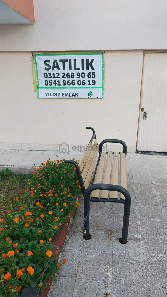 Andiçen Mahallesinde 30 M2 Satılık Dükkan 2