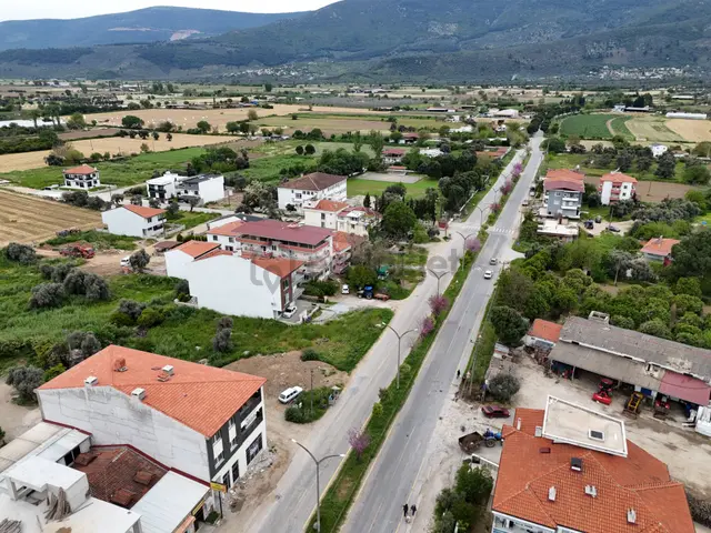 Milas Selimiye'de Sıfır 3+1 Daire Ve Satılık Dükkan 3