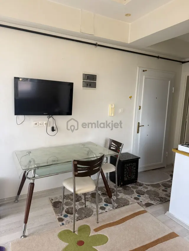 35lik Cadde Acil Satılık Sahibinden 1+1 3