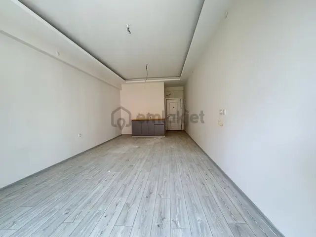 Cumhuriyet Mahallesinde Çarşı Merkezde 2 Adet Kiralık Ofis 2