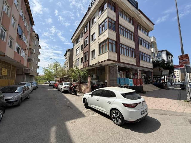 Evliya Çelebi Mh .hızır Reis Cd.net 160 M2 'lik İş Yeri 4