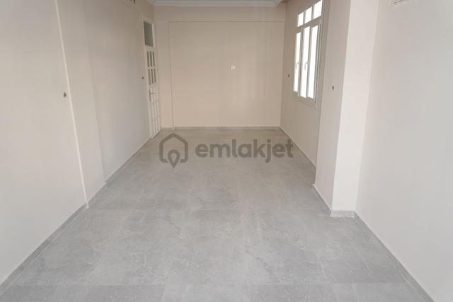Yakakent Kiralık Cadde Üzeri Dükkan 25m2+wc Li (çiğliserkan Dan) 4